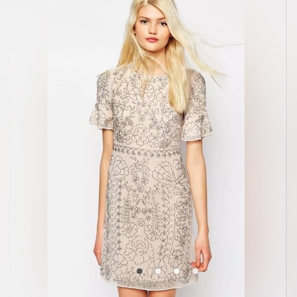 BNWT Needle &Thread dress size 6 - Picture 2 of 15